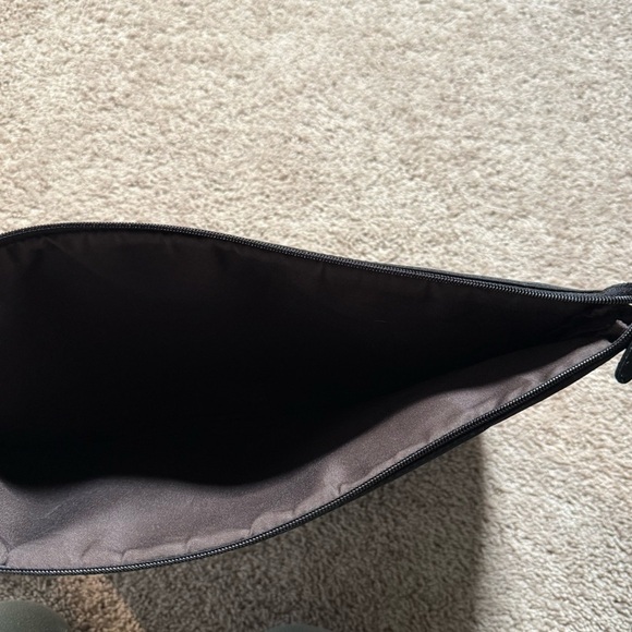 Black Laptop Nylon Sleeve Case and Charger Bag Set - Picture 2 of 2